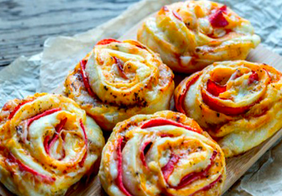 Low Carb pizza rolls 