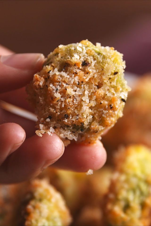 Thanksgiving Appetizers Parmesan Crusted Brussels Sprouts